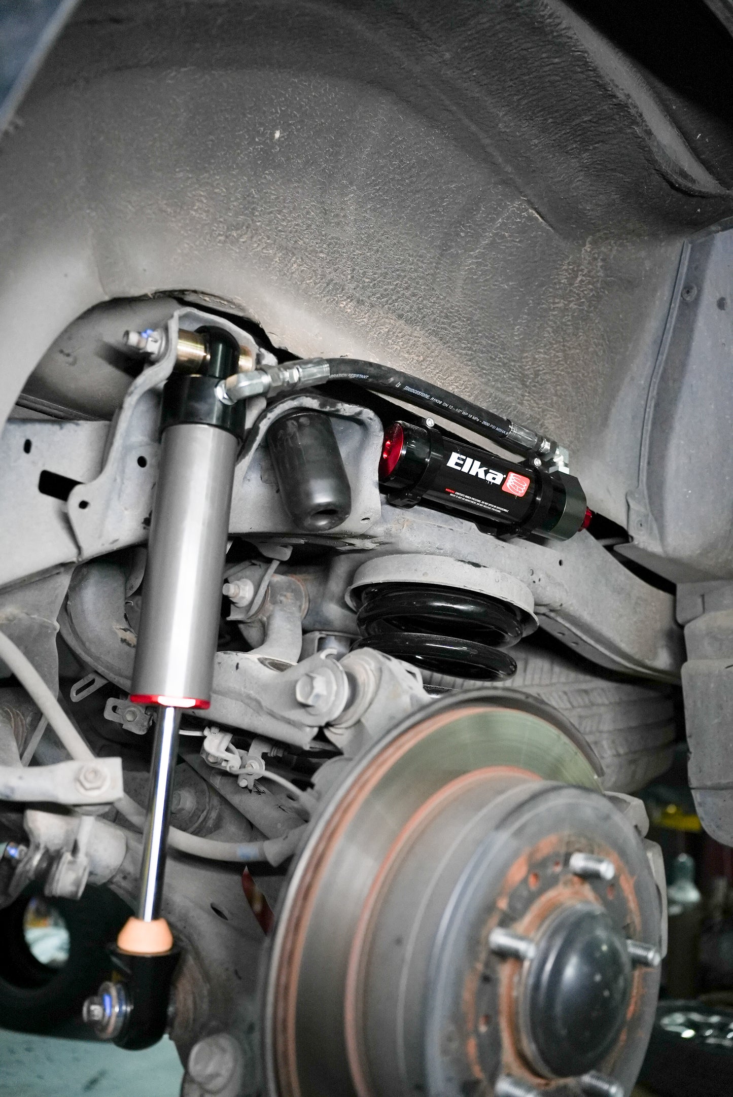 ELKA 2.5 DC Reservoir 0-2" lifft Rear Shocks for 2G Sequoia (pair)