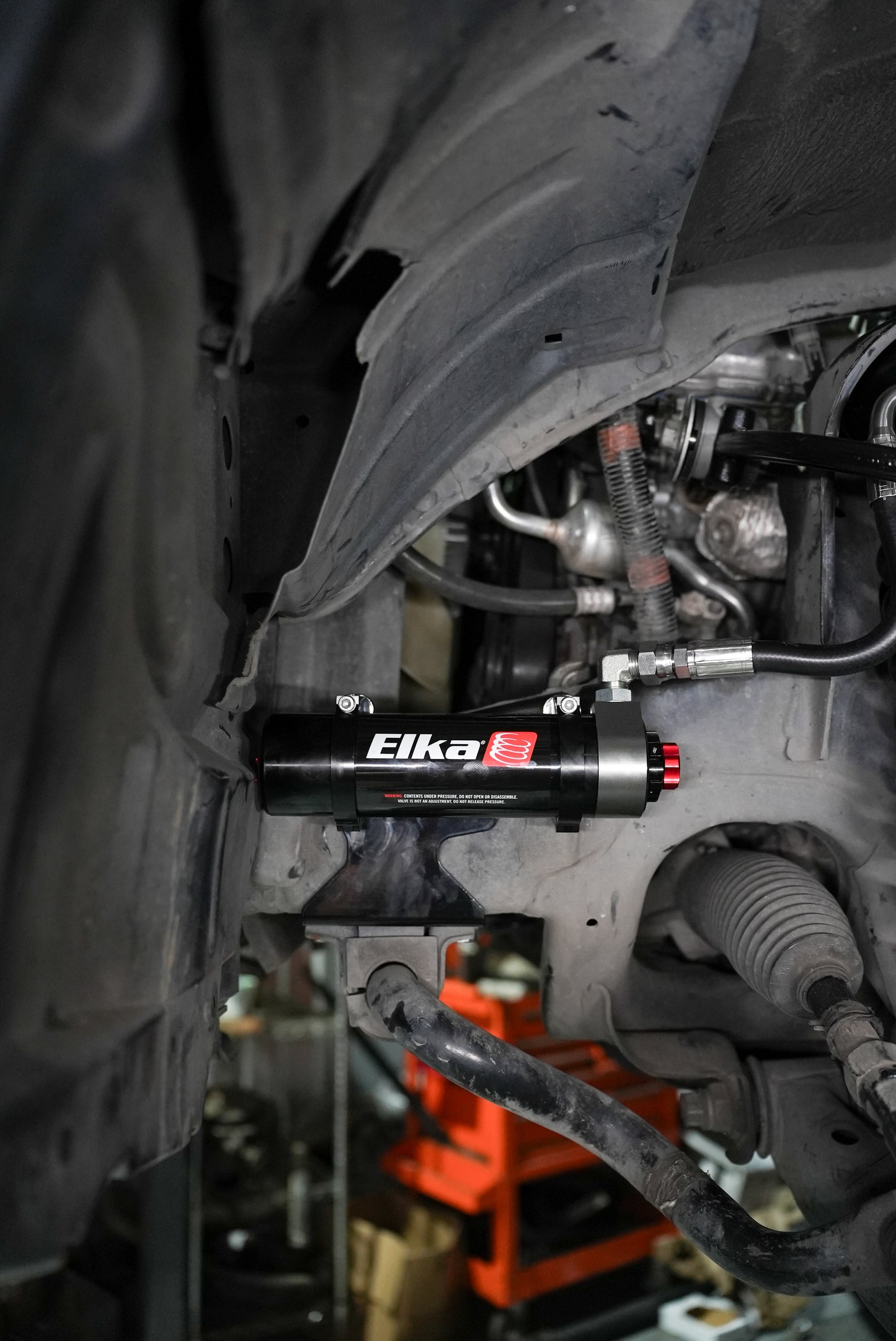 Elka 2.5 DC Remote Reservoir 2-3" Lift Kit (3G Tundra/3G Sequoia)