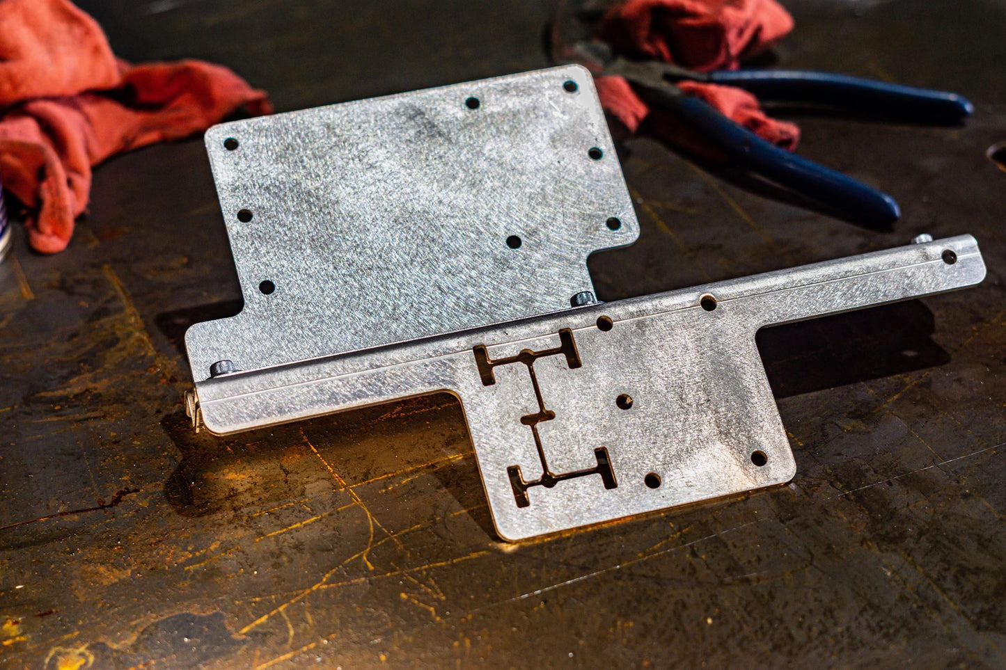 S.E.M.S. MOUNT Strategic Electrical Mounting Solution